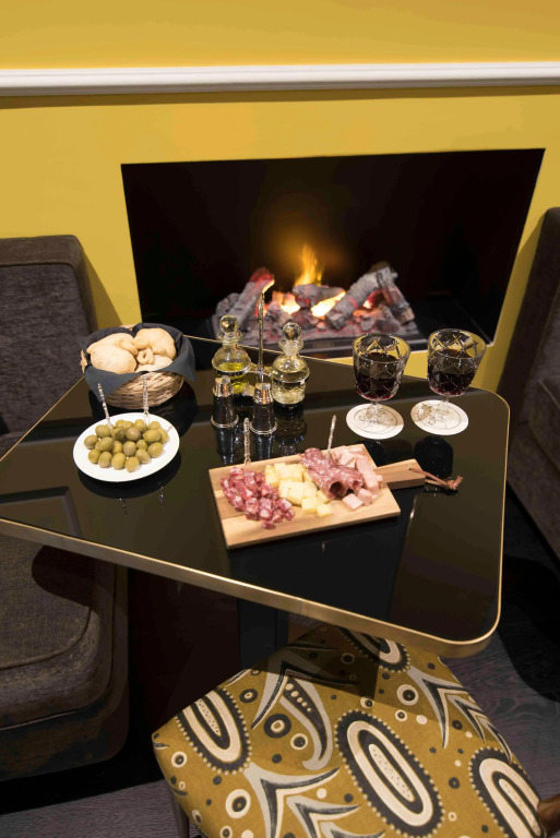 Caruso Place Luxury Rooms & Suites