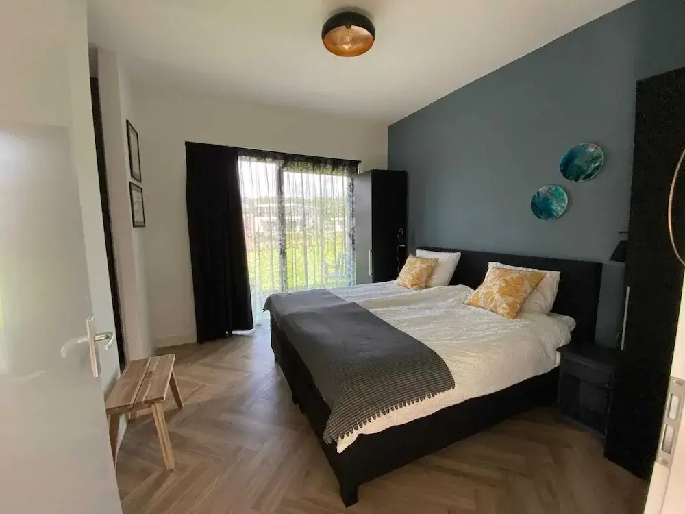 Majestic Villa in Zeewolde With Garden