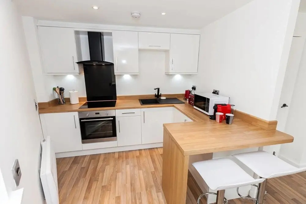 Amazing 2BR Manchester Apartment