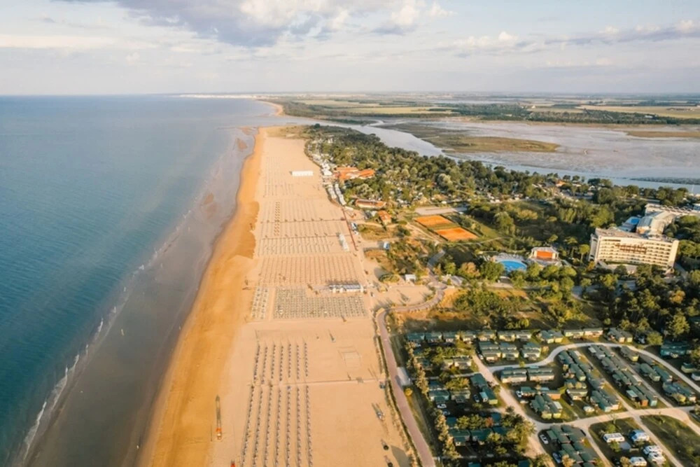 Flat Only 200mt From the sea