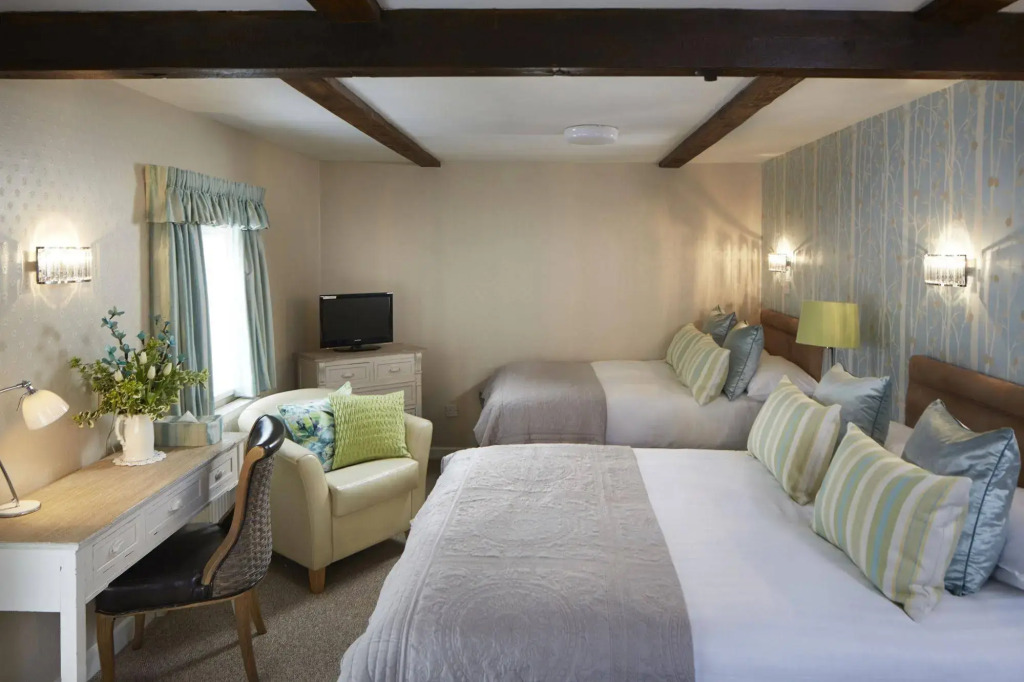 Drayton Court Hotel