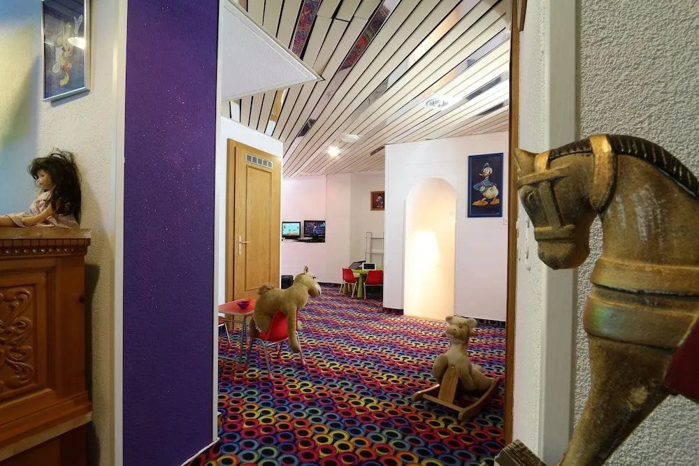 Family Hotel Desirée