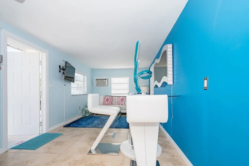 Flamingo Estate #2 - Two Bedroom Apartment