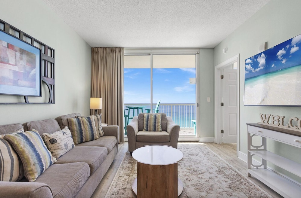 Majestic Beach Towers 2-1704
