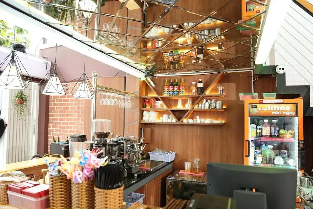 Hồng Bảo Thạch