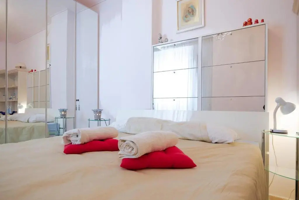 110 - Casa Sole VISTA MARE, in centro 100 metri Spiaggia