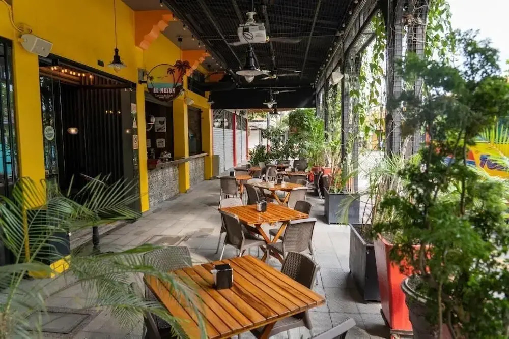 Hotel El Meson