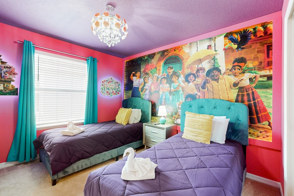 Inviting Family-friendly Home W/private Pool, Spa, Central AC, & W/D