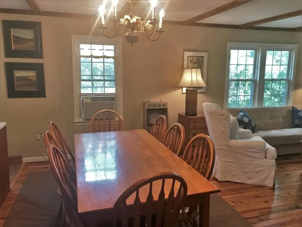 Decked Out - 4 Br Home