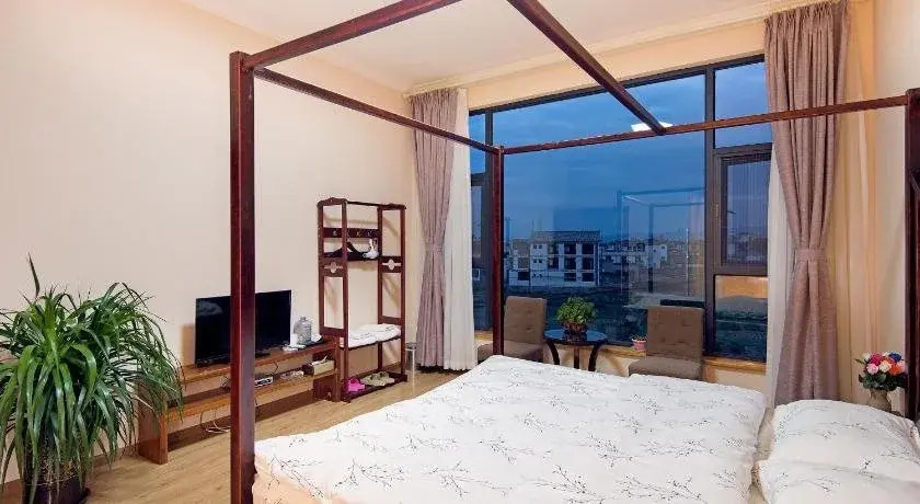 Dali Cozy Blue Inn