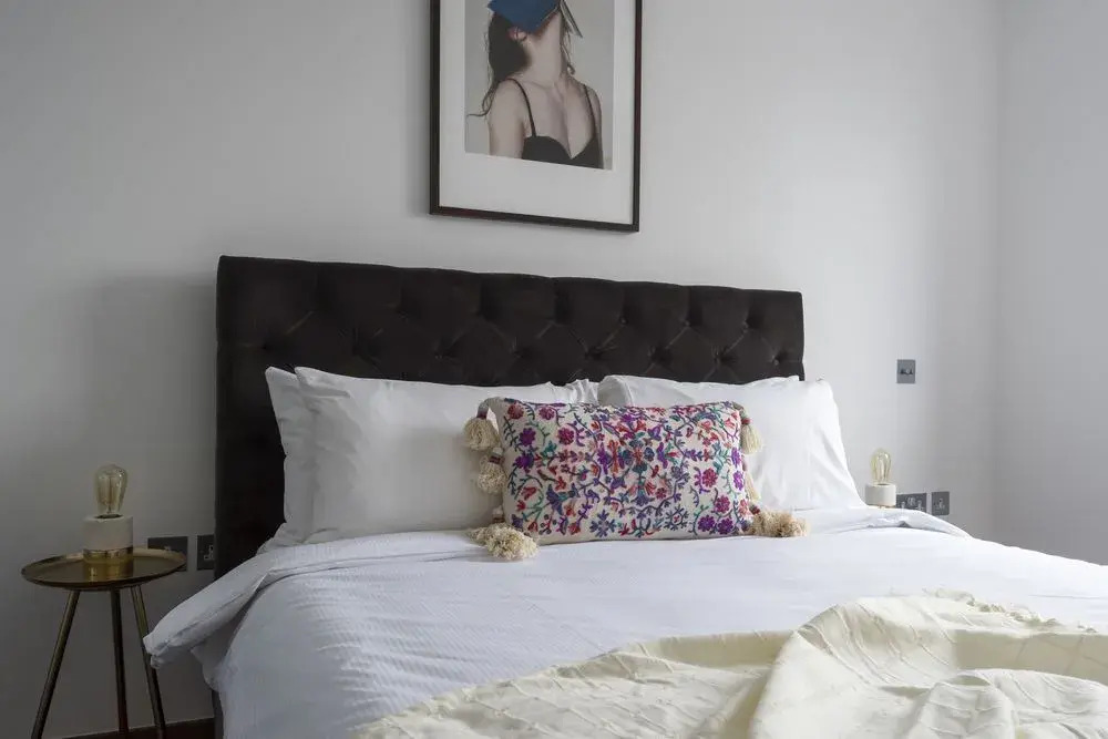 Bi-Level 2BR in King's Cross by Sonder