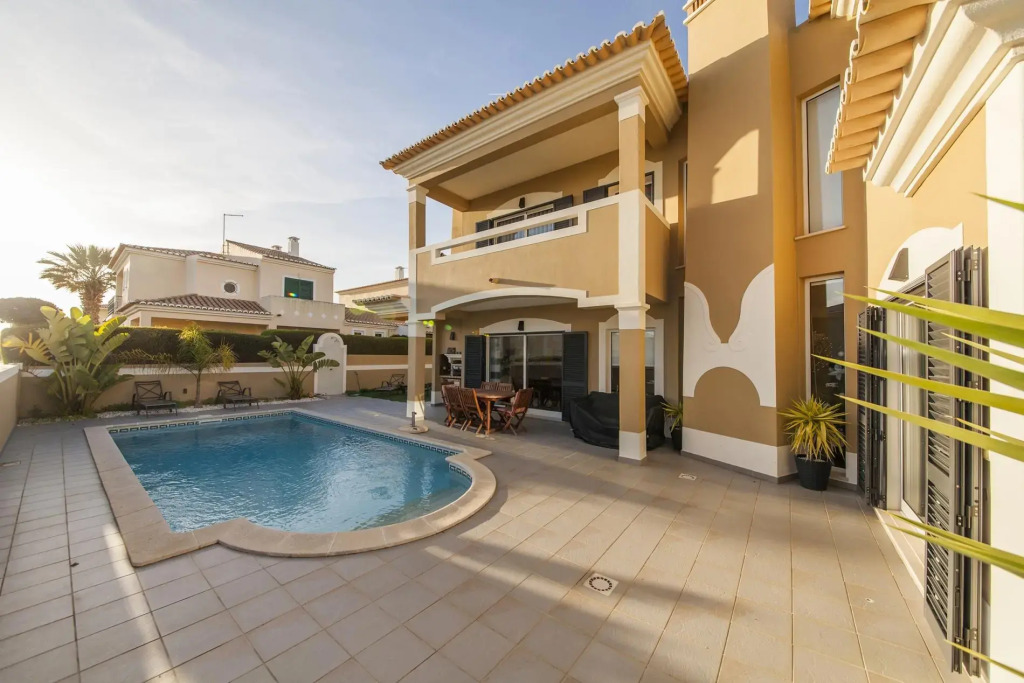 D09 - Porto de Mos Luxury Villa