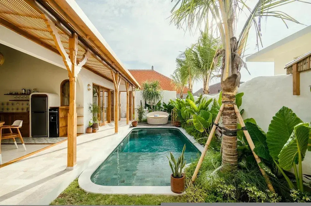 Villa Canggutopia 1 by Alfred in Bali - Tropical Hideaway 1BR Pool Villa Prime Location Canggu Beach