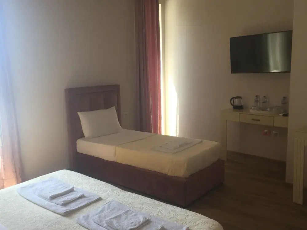 Lukas Hotel