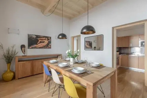 Iflat Navona White And Stylish Apartment