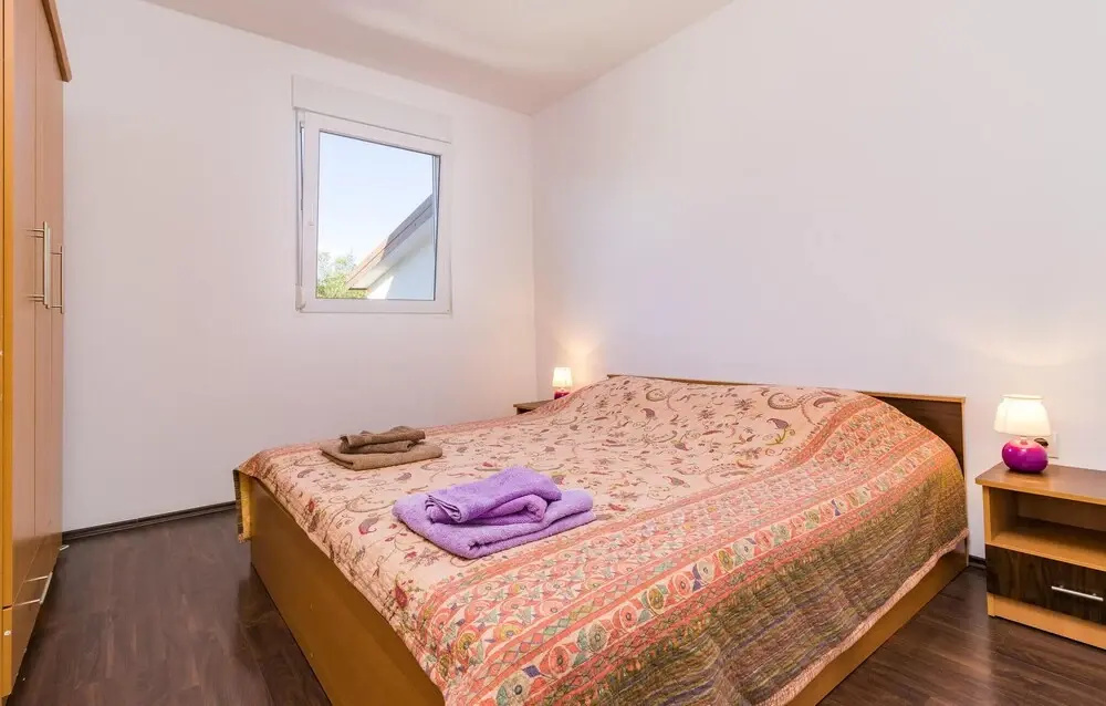 Two-Bedroom Holiday Home In Pomer