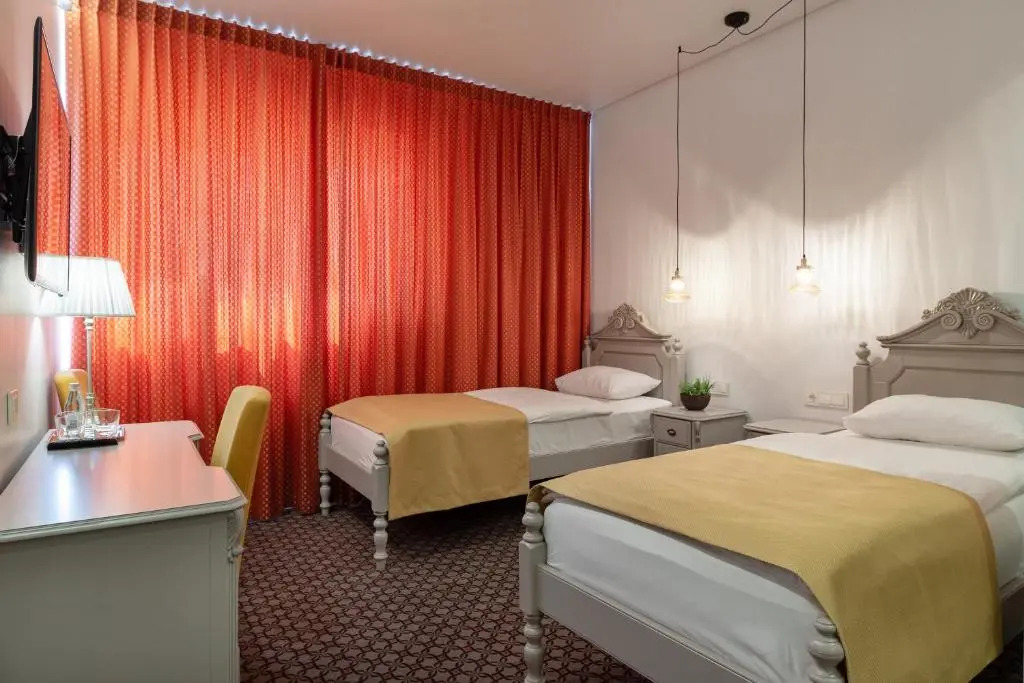 Hotel Sinchronas