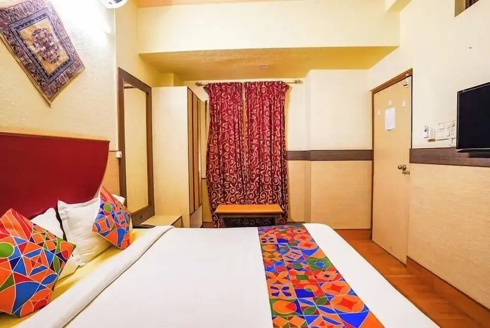 Hotel Lalbagh Gardenia