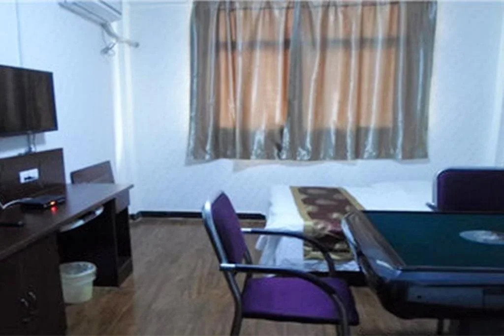 Xi'an Quyi Express Hotel