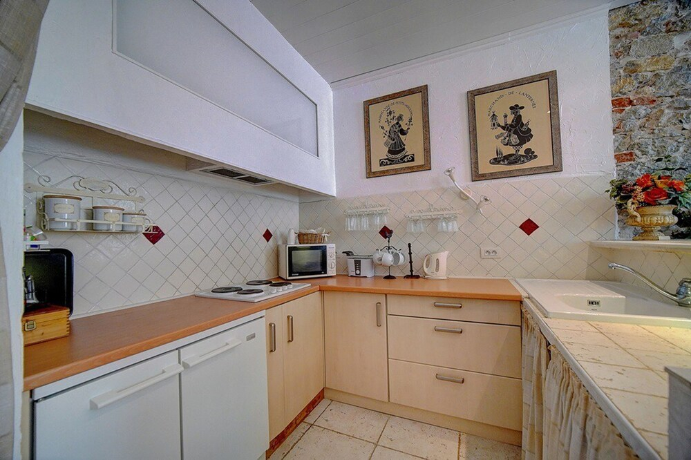 Atypique Appartement 2 Chambres Suquet A2b159