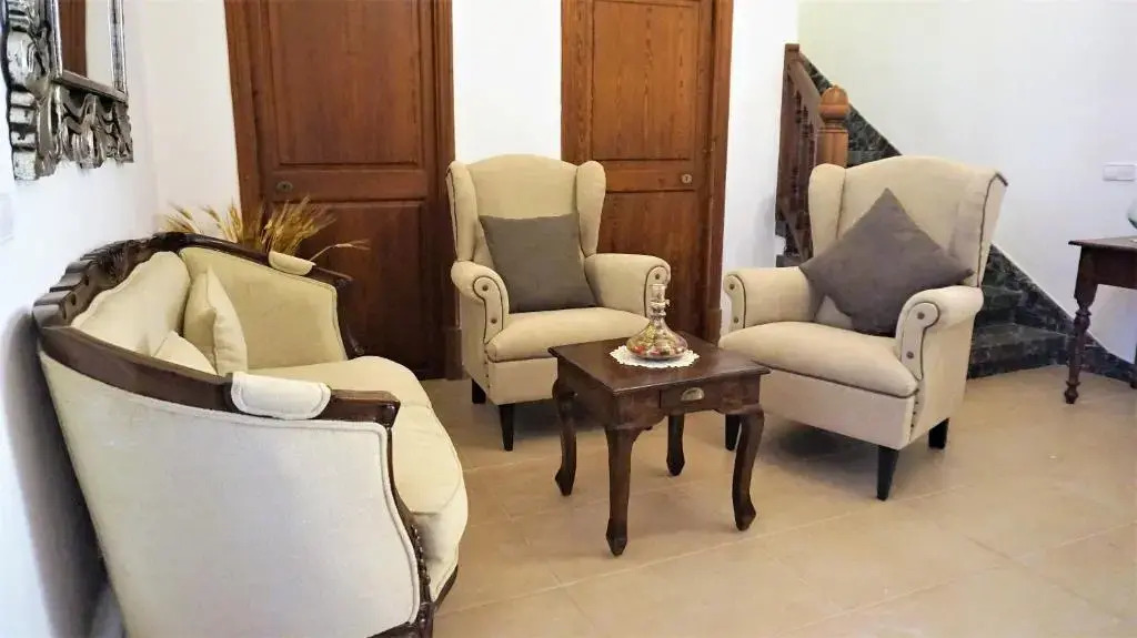 Born 23 - House with Pool in the Centre of Lluchmayor. Free Wifi