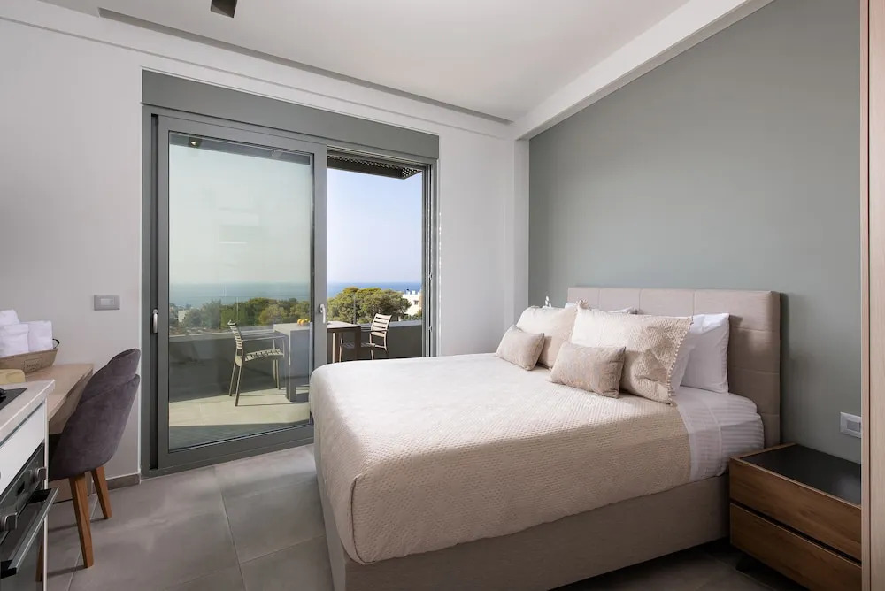 Heliades Residence