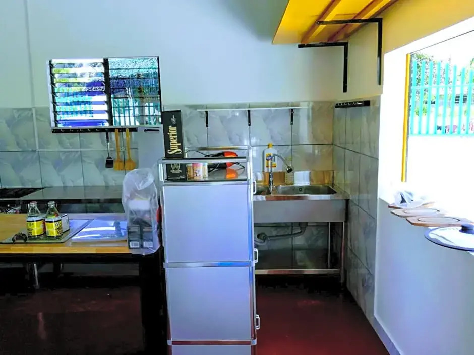 Moalboal Bamboo Guest House