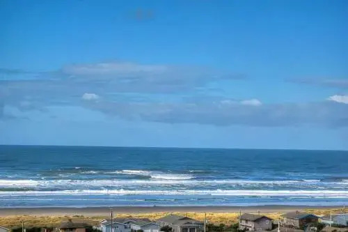 Pacific Ocean Blue