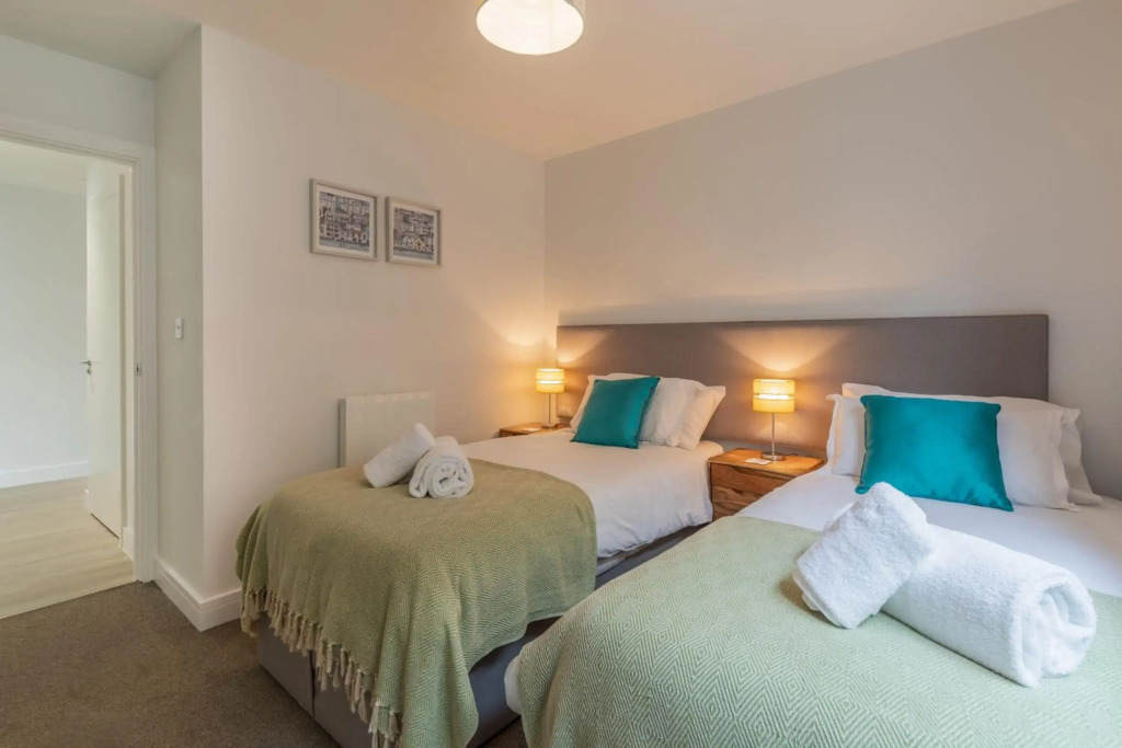 4 Challacombe - Indoor Pool and 4 minute walk to Woolacombe Beach!