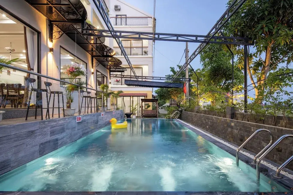 Vivi An Bang Hotel