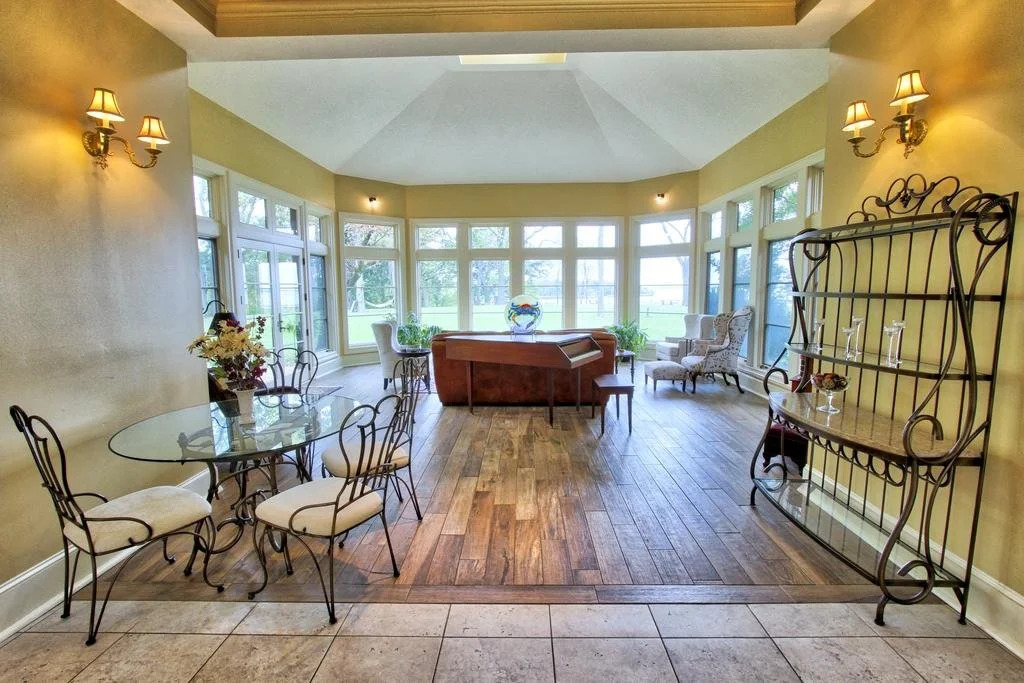 Great Oak Manor