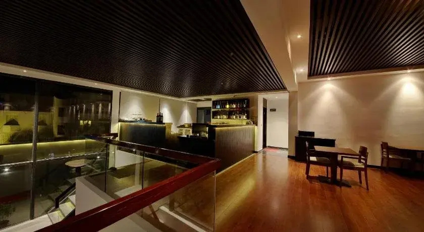 Eden Hotel