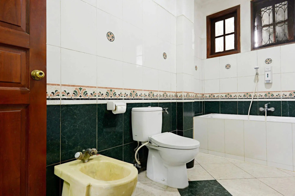 Zenrooms Villa Duta