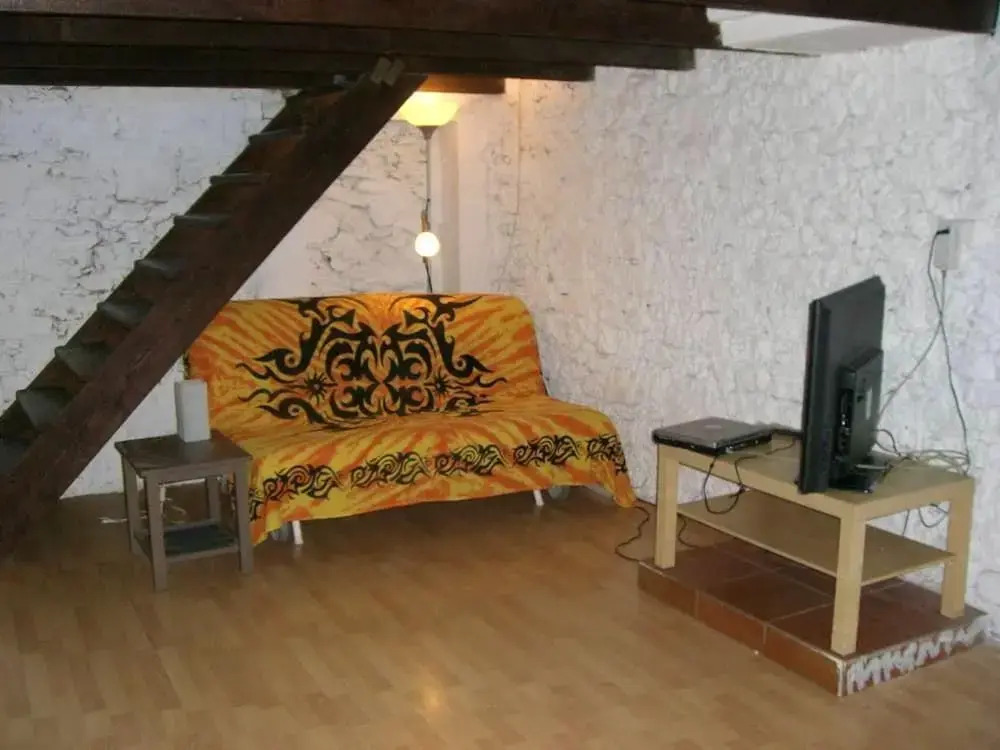 House With 3 Bedrooms in Noves, With Furnished Terrace and Wifi - 80 k