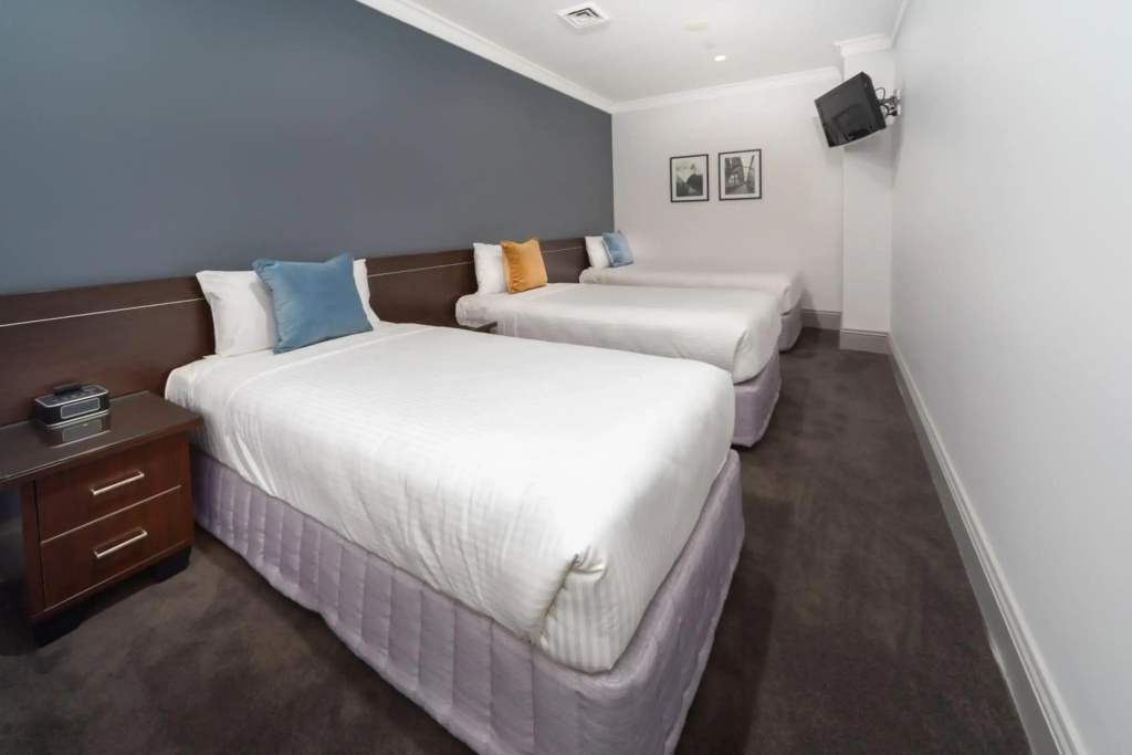 Hyde Park Inn