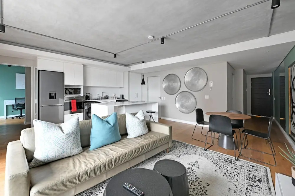 Two Bedroom Green Point Rooftop Pool BBQ