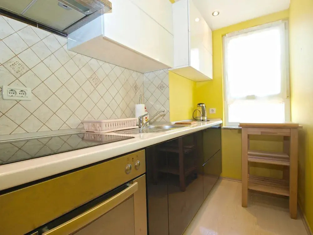 Apartment 1623