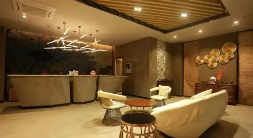 Yangshuo Manjing Travel Photography Hotel (West Street  Branch)
