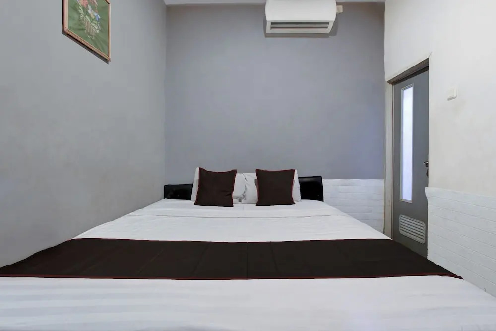 Hotel O Near Tugu Yogyakarta 1 formerly Crown Residence
