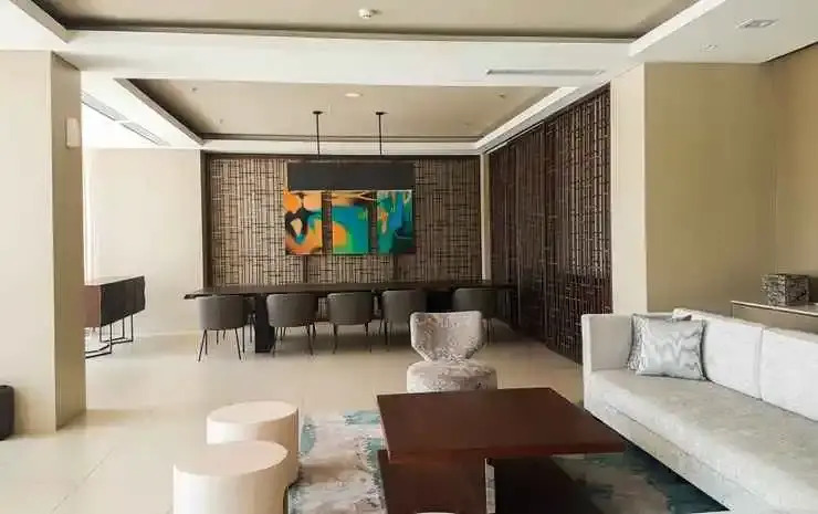 1BR Elegant Branz BSD Apartment near AEON Mall By Travelio