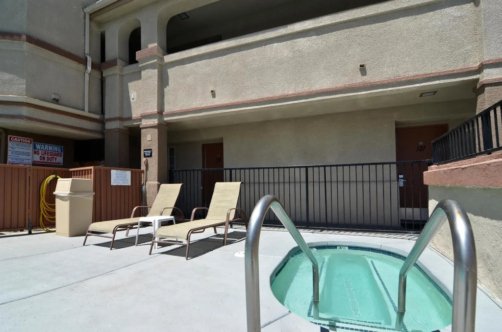 Best Western Kettleman City Inn & Suites