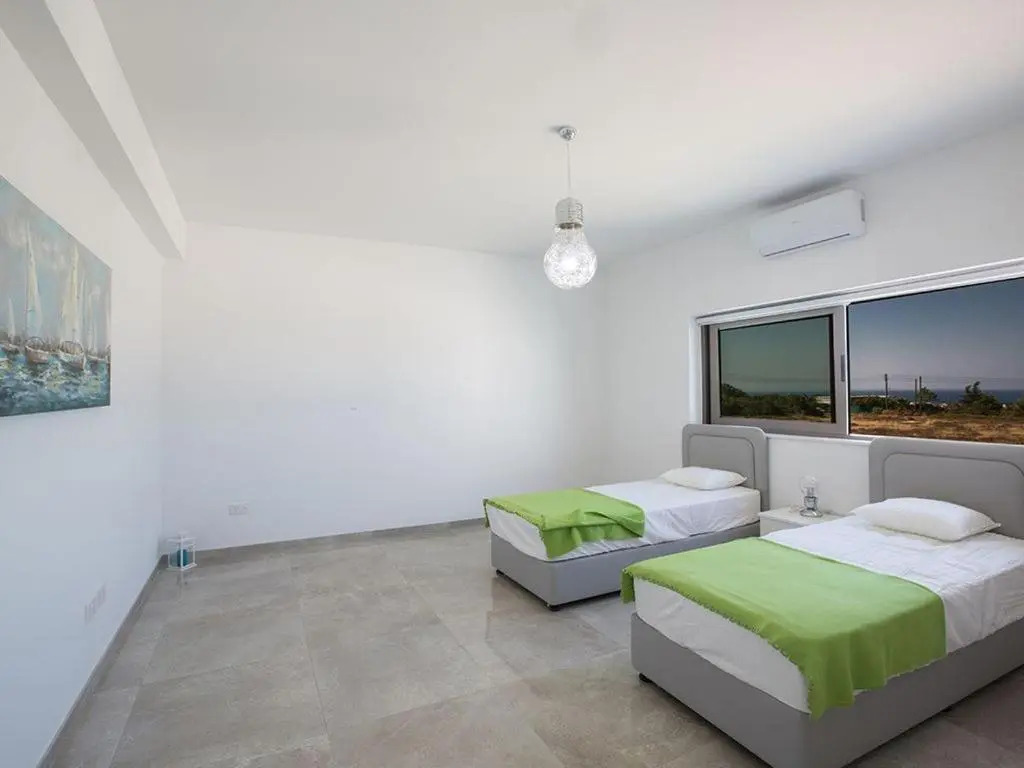 Villa Ioanni Chrysos - Luxury And New 6 Bedroom Protaras Villa