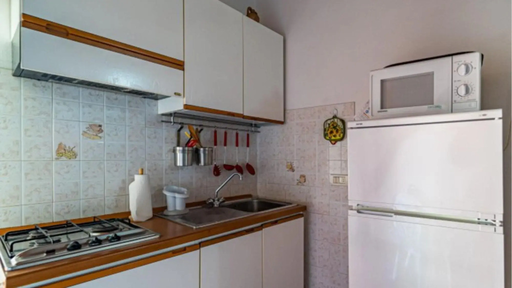 Two-room apartment in La Pila, 2 km from the beaches of Marina di Campo and Procchio-BILOCALE I CAPANNILI
