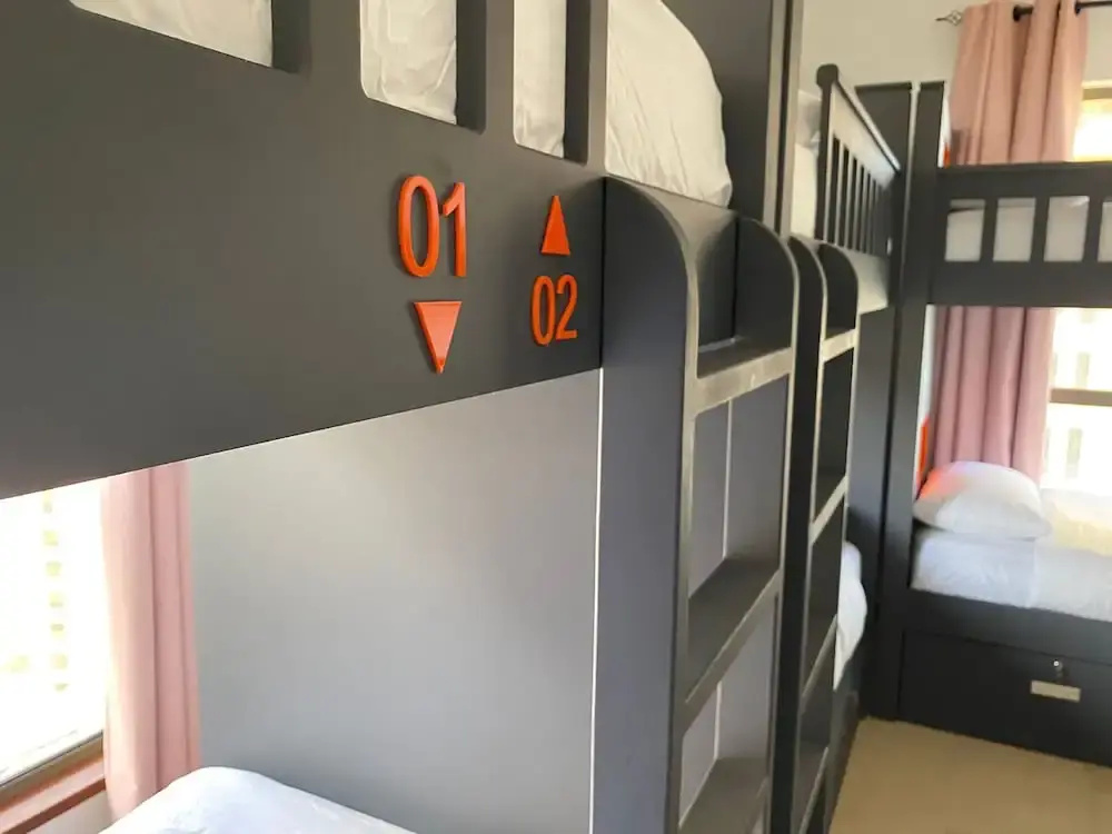Grays Hostel By Haly