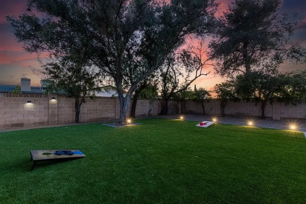 Glencove Mesa 4 Bedroom Home by RedAwning