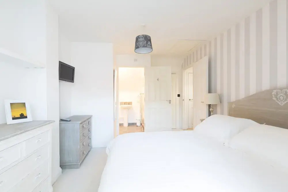 Toothbrush Apartments- Ipswich Townhouse