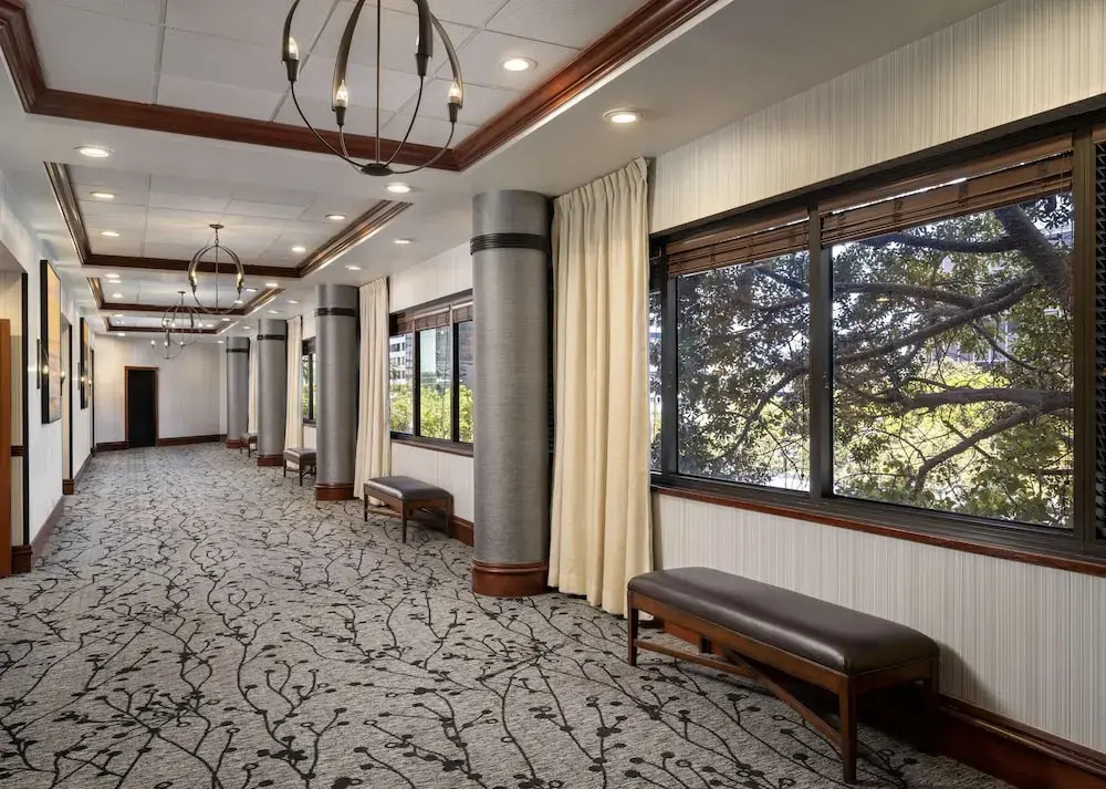 Wyndham Irvine-Orange County Airport
