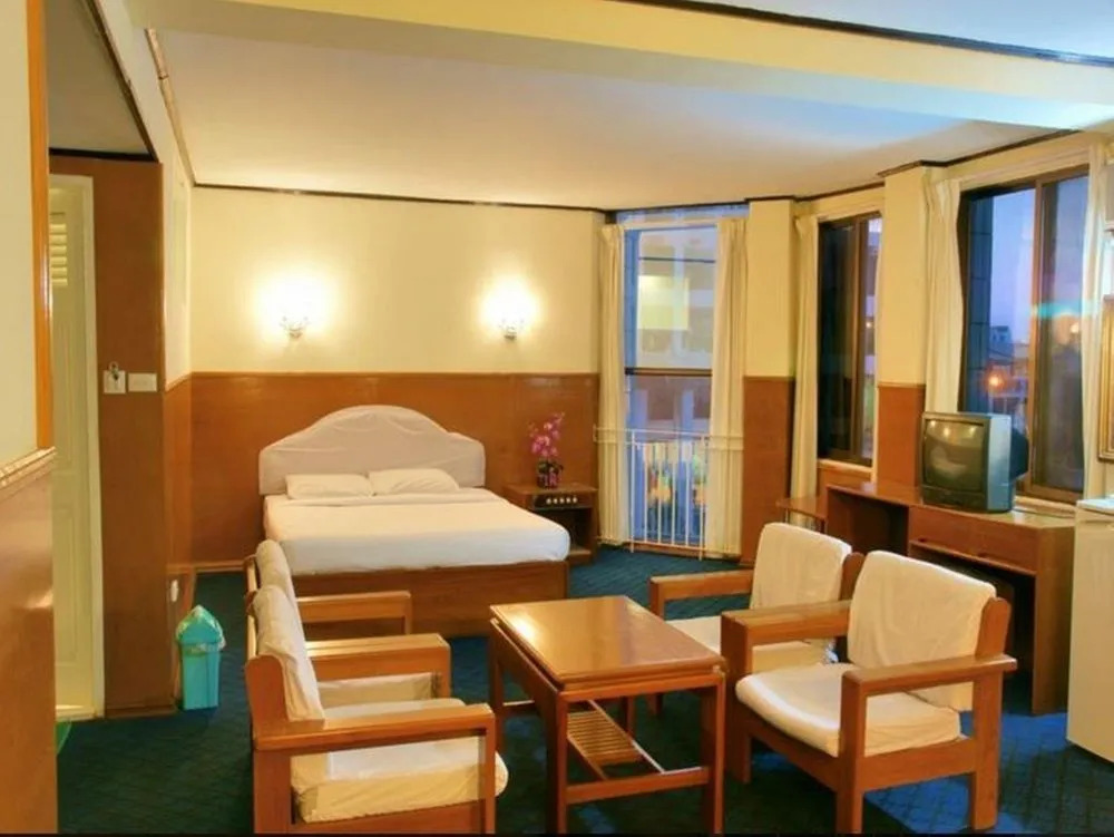 Pacific Hotel