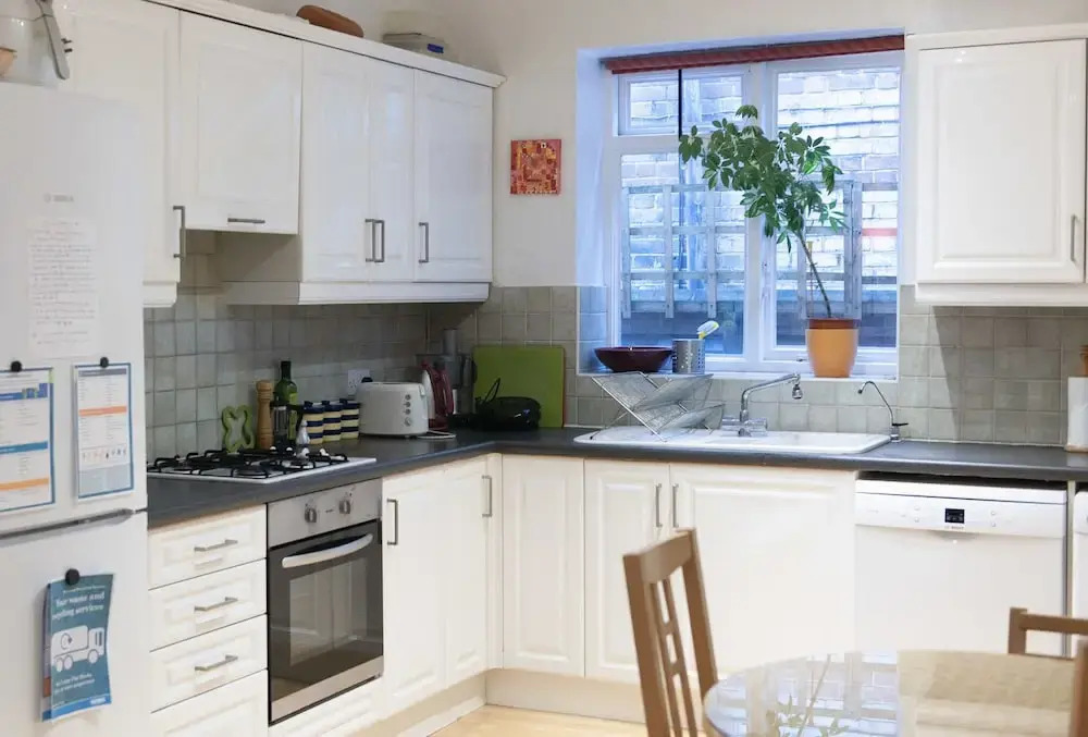 3 BR by Hampstead Heath W/terrace + Parking