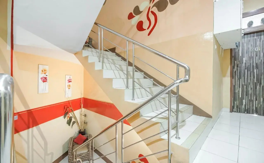 RedDoorz Plus at Hertasning Area Makassar